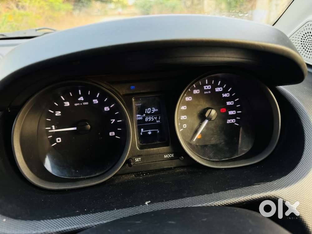 Tata Tiago 1.2 Revotron Xt (o), 2018, Petrol