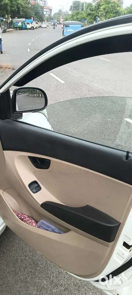 Hyundai Eon 2014 Petrol 2nd Owner