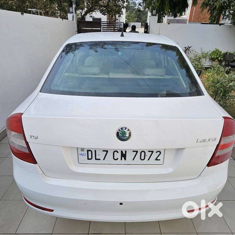 Skoda Laura 1.8 Tsi Ambition, 2013, Petrol