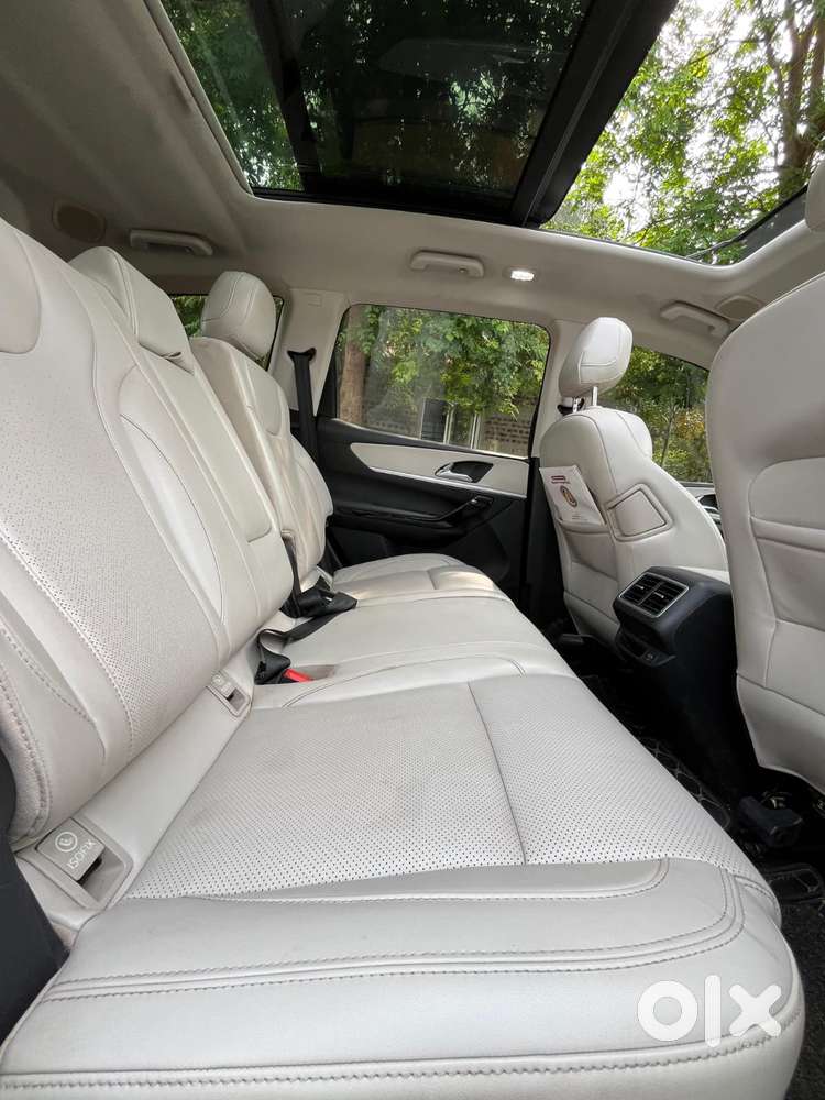 Mahindra Xuv700, 2022, Diesel