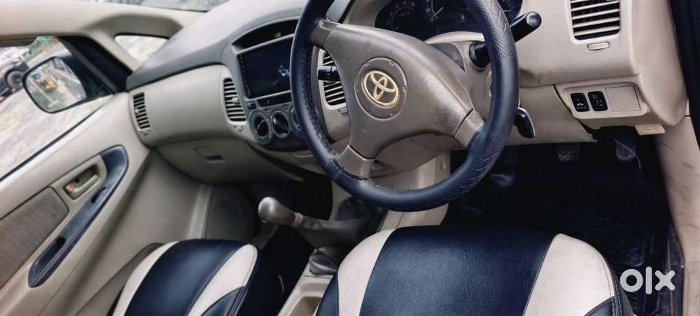 Toyota Innova 2.5 G (diesel) 8 Seater, 2007, Diesel