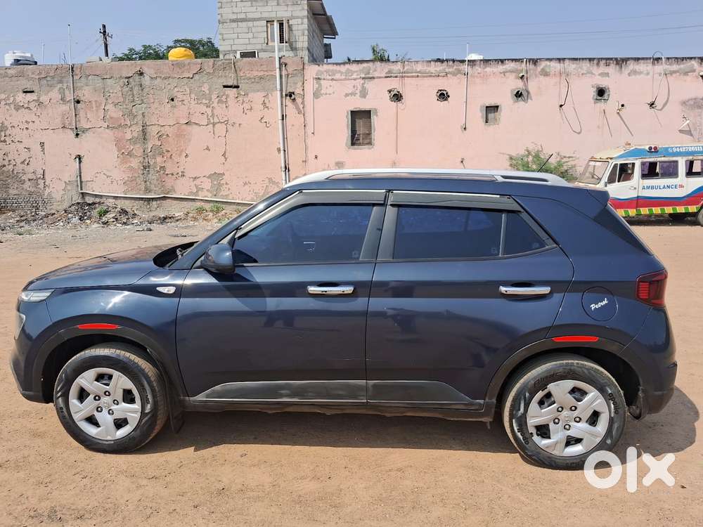 Hyundai Venue S Mt 1.2 Kappa, 2020, Cng & Hybrids