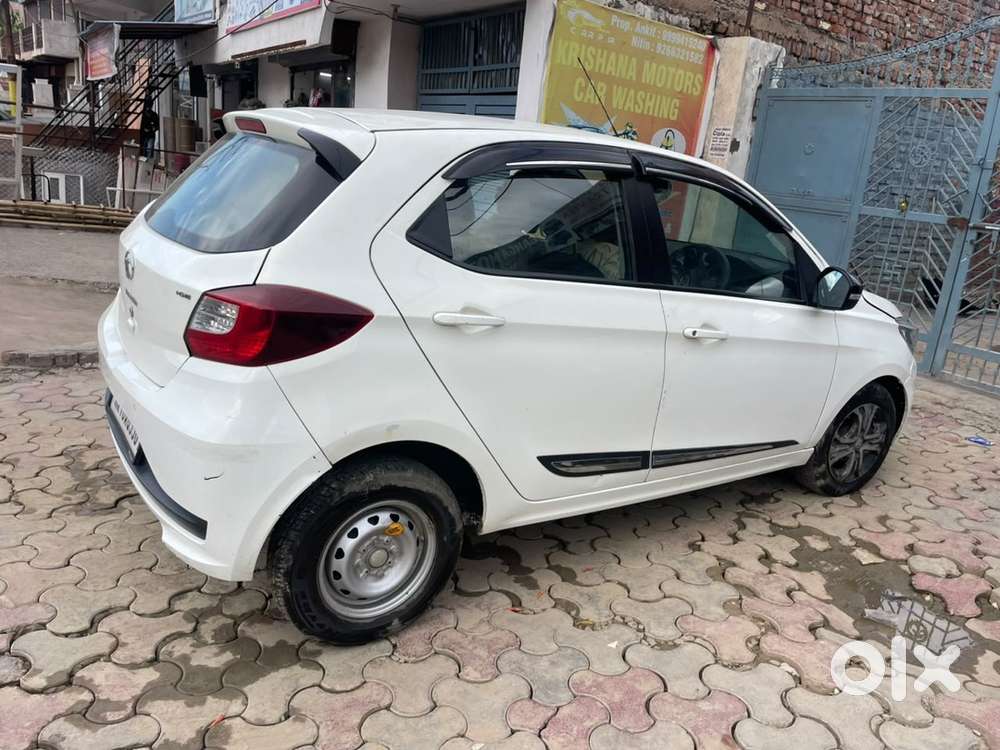 Tata Tiago Petrol 2023