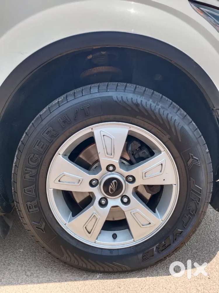 Mahindra Xuv500 2012 Diesel 142000 Km Driven