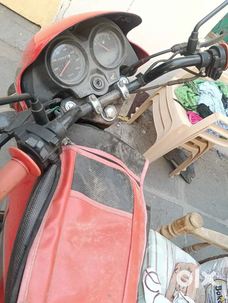 Urjunt Sale Hum Logo Ladies Hai Gadi Bhai Ki Hai