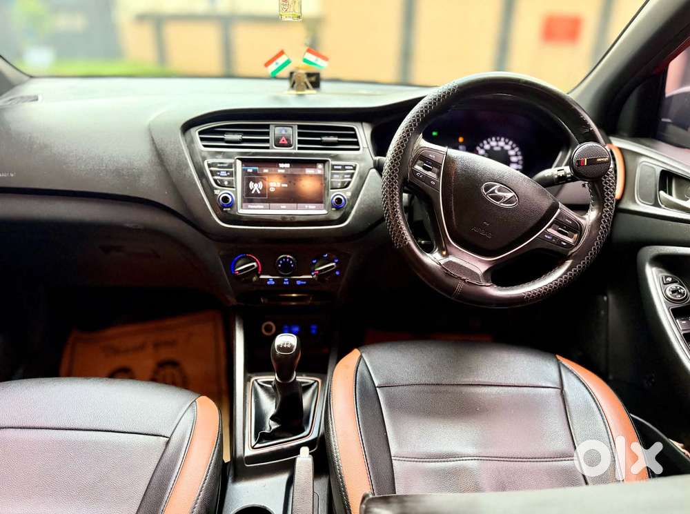 Hyundai I20 Sportz 1.2 Mt Dual Tone, 2019, Petrol
