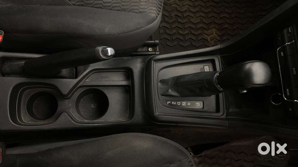 Maruti Suzuki Vitara Brezza 1.5 Vxi At, 2022, Petrol
