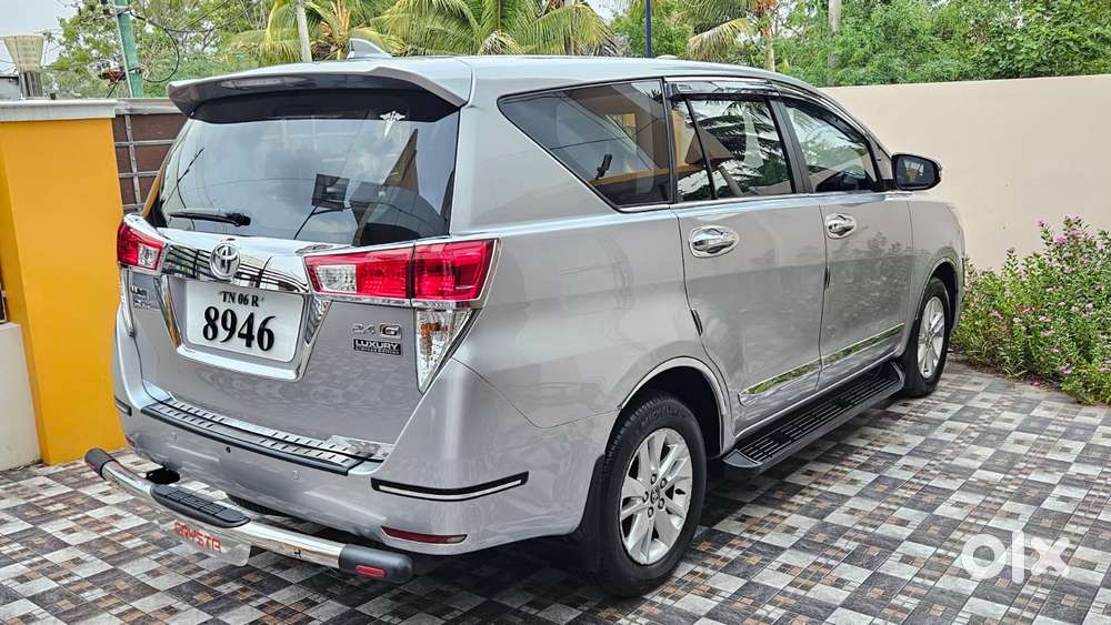 Toyota Innova Crysta 2.4 G Plus Mt 7 Str, 2017, Diesel