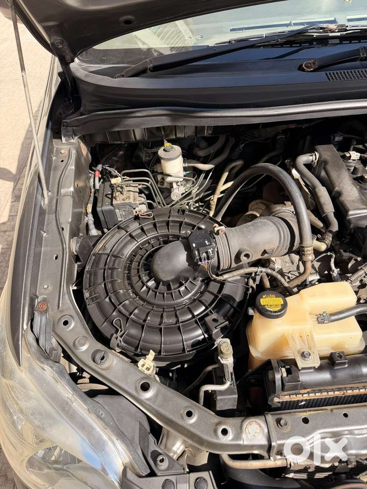 Toyota Innova 2.5 G (diesel) 7 Seater Bs Iv, 2014, Diesel