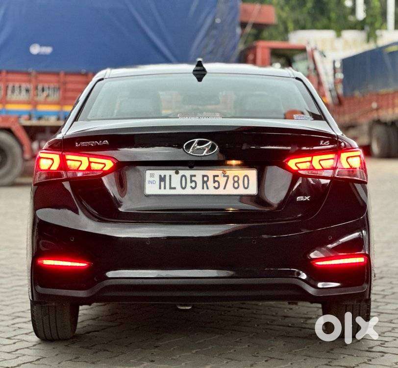 Hyundai Verna 1.6 Sx (o) Vtvt, 2018, Petrol