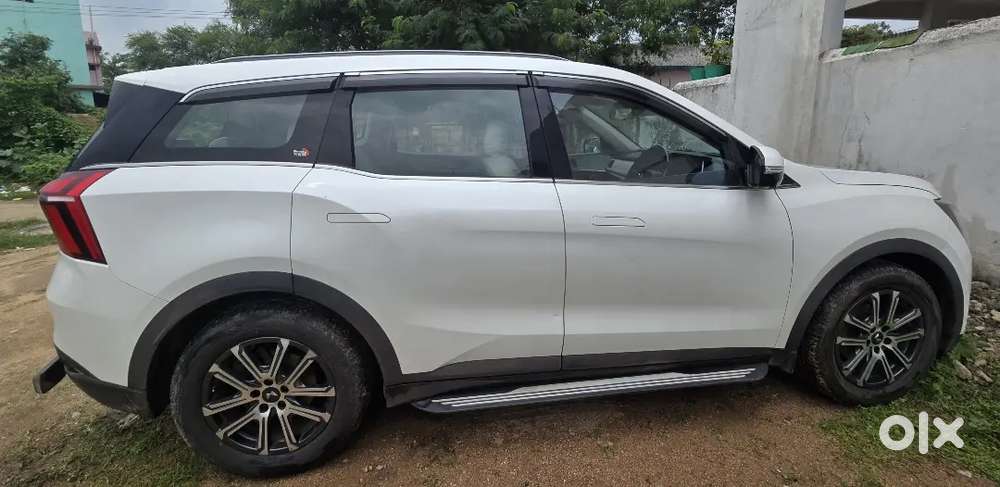 Mahindra Xuv700 Ax7l