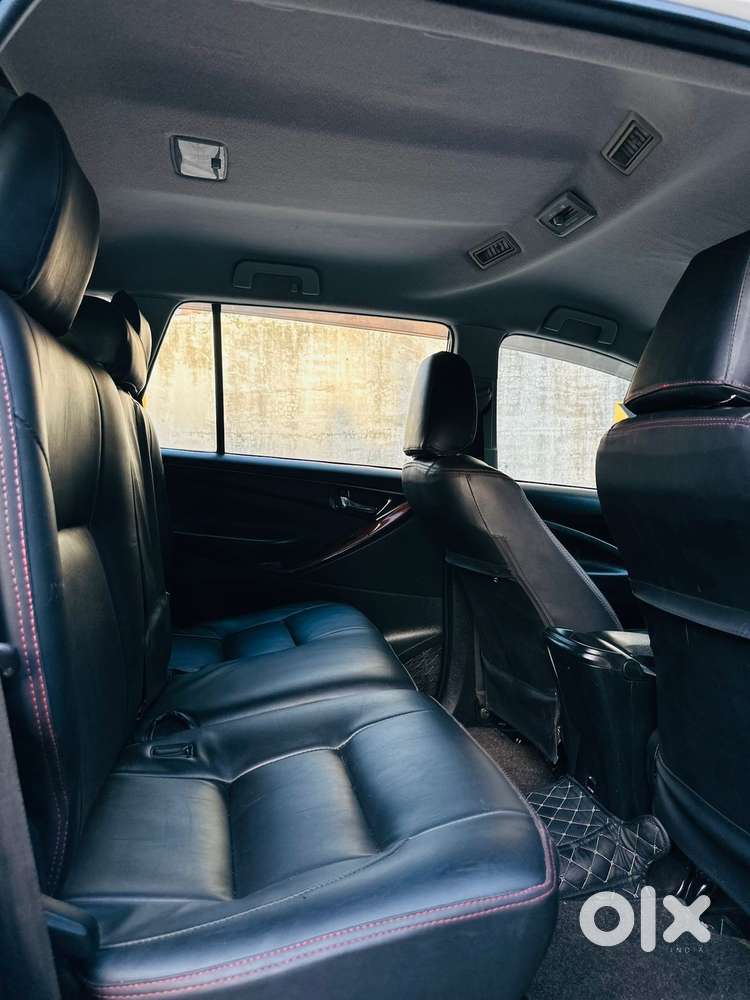 Toyota Innova Crysta 2.4 G Mt, 2018, Diesel