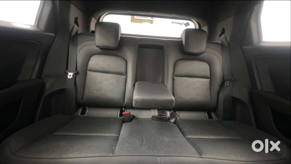 Tata Altroz 1.2 Xz Plus Dark Edition, 2021, Petrol