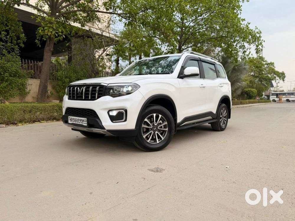 Mahindra Scorpio-n 2.0 Z8 L Petrol At 7 Str, 2026, Petrol