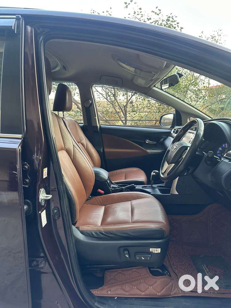 Toyota Innova Crysta 2.8 Z, 2016, Diesel