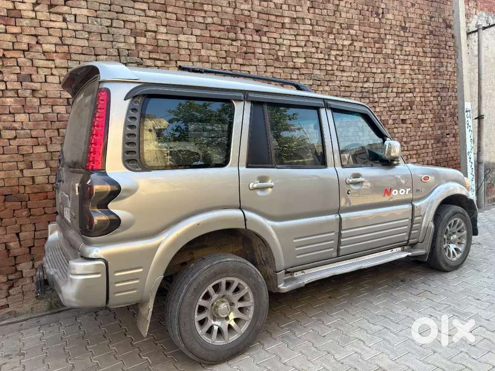Mahindra Scorpio Classic 2007