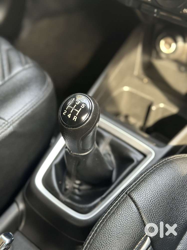 Maruti Suzuki Swift Vxi Optional, 2021, Petrol