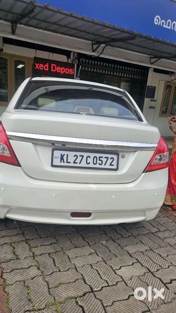 Maruti Suzuki Swift Dzire 2012