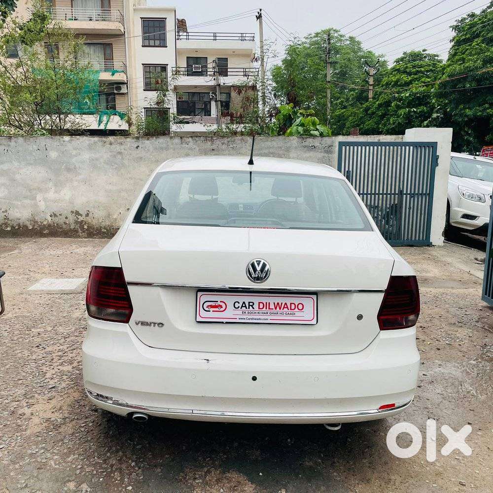 Volkswagen Vento Petrol Highline, 2015, Petrol