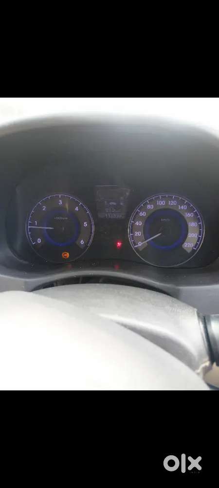 Hyundai Verna Diesel At 2013 118500 Km Driven
