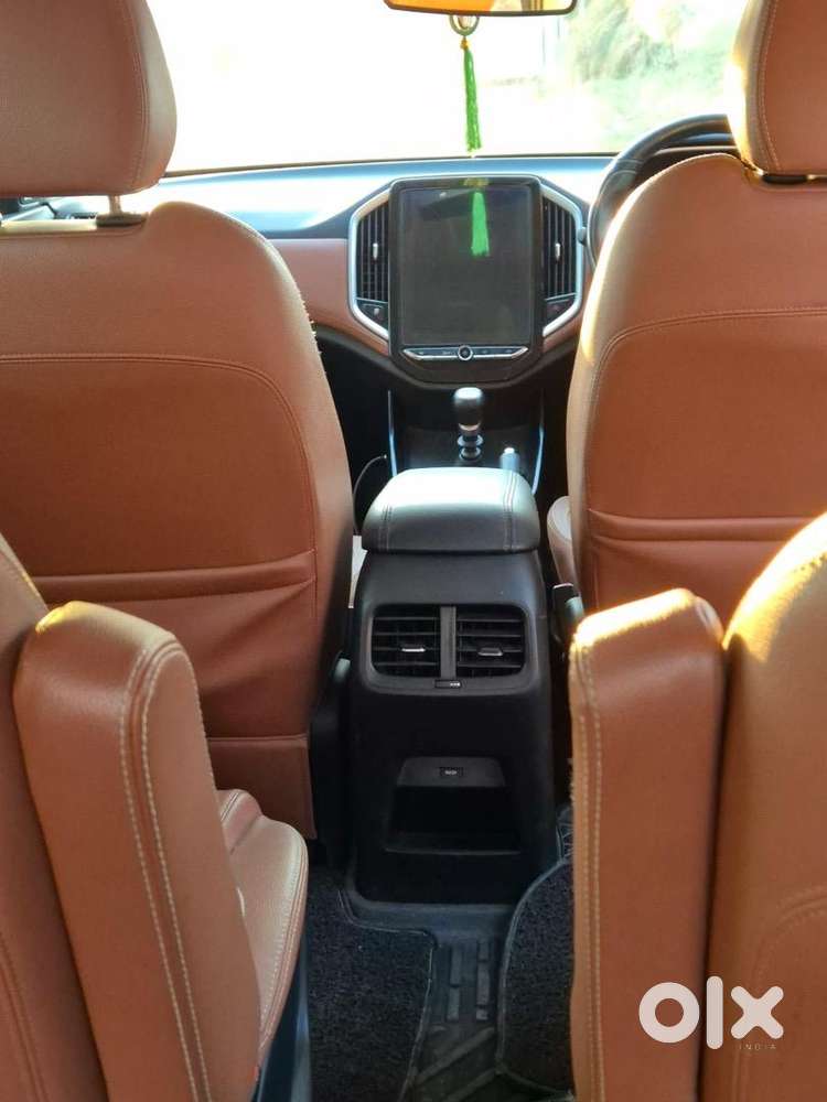 Mg Hector Plus 2021 Diesel Well Maintained