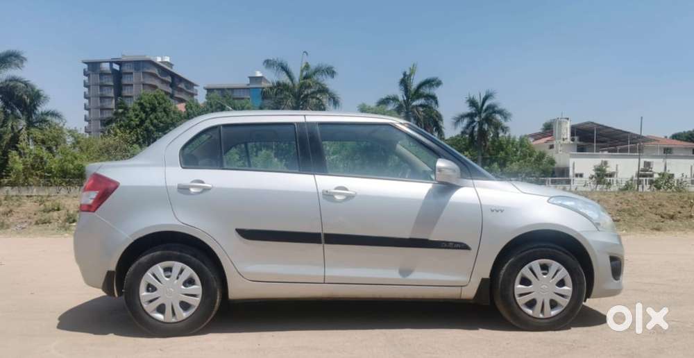 Maruti Suzuki Swift Dzire Vxi, 2012, Petrol