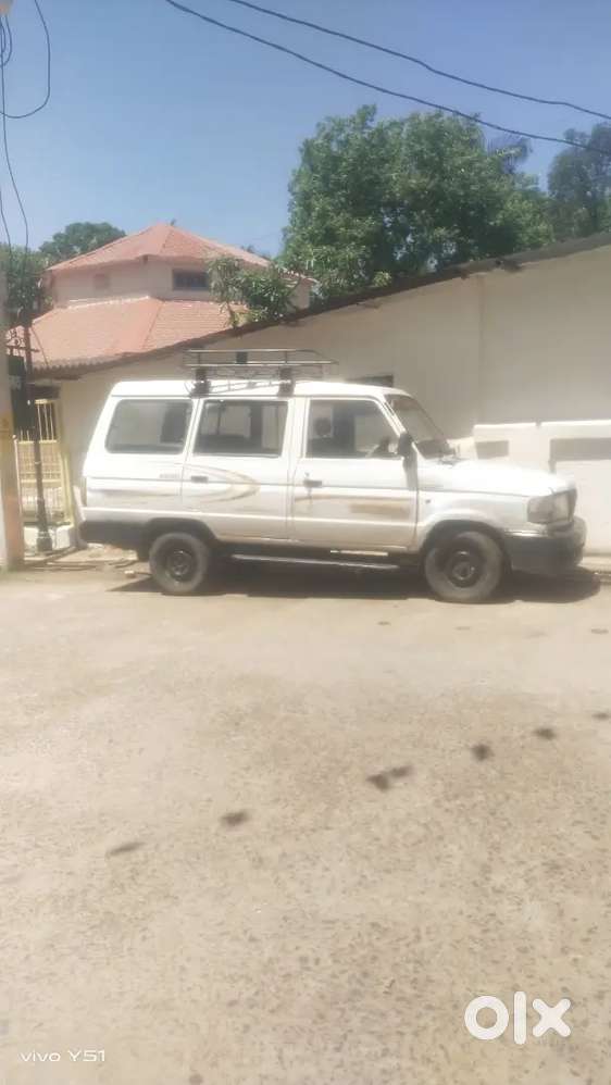 Toyota Qualis 2004 Diesel Well Maintained