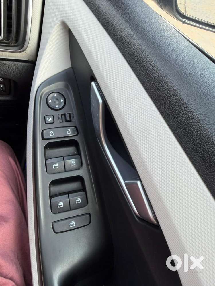 Hyundai Creta 2023 Petrol 28000 Km Driven