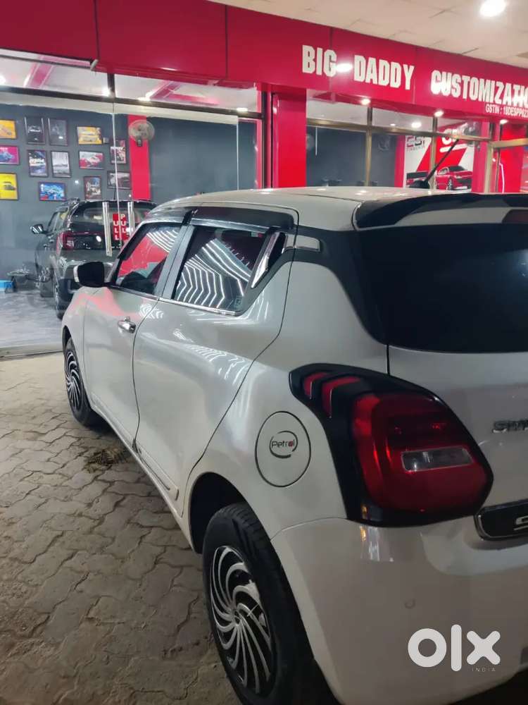 Maruti Suzuki Swift 2021 Vxi . Running 44000 .well Maintained Car .