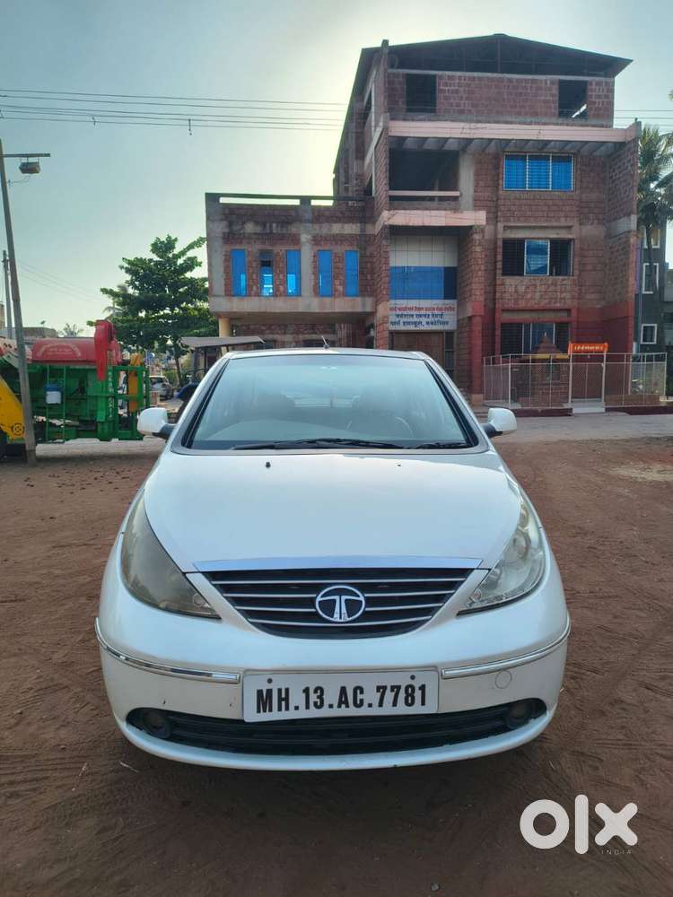 Abs With Ebd, Dual-tone Interiors, Steering-mounted Audio Controls, An