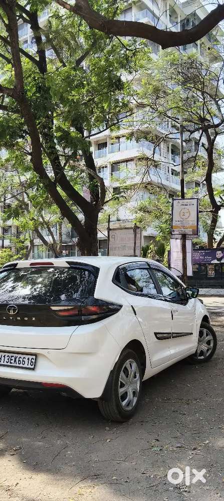 Tata Altroz 1.2 Xm Plus 2024