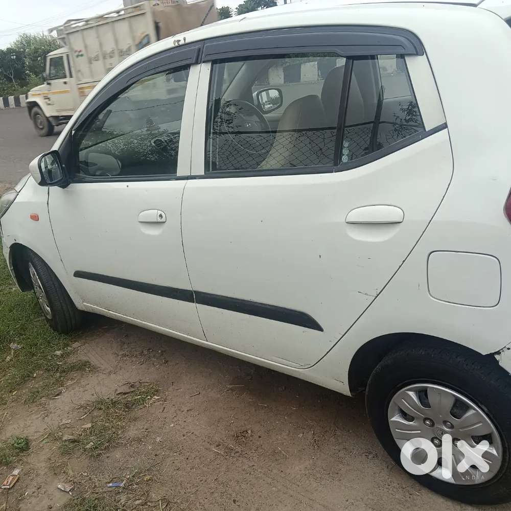 Hyundai I10 2012 Cng & Hybrids Good Condition