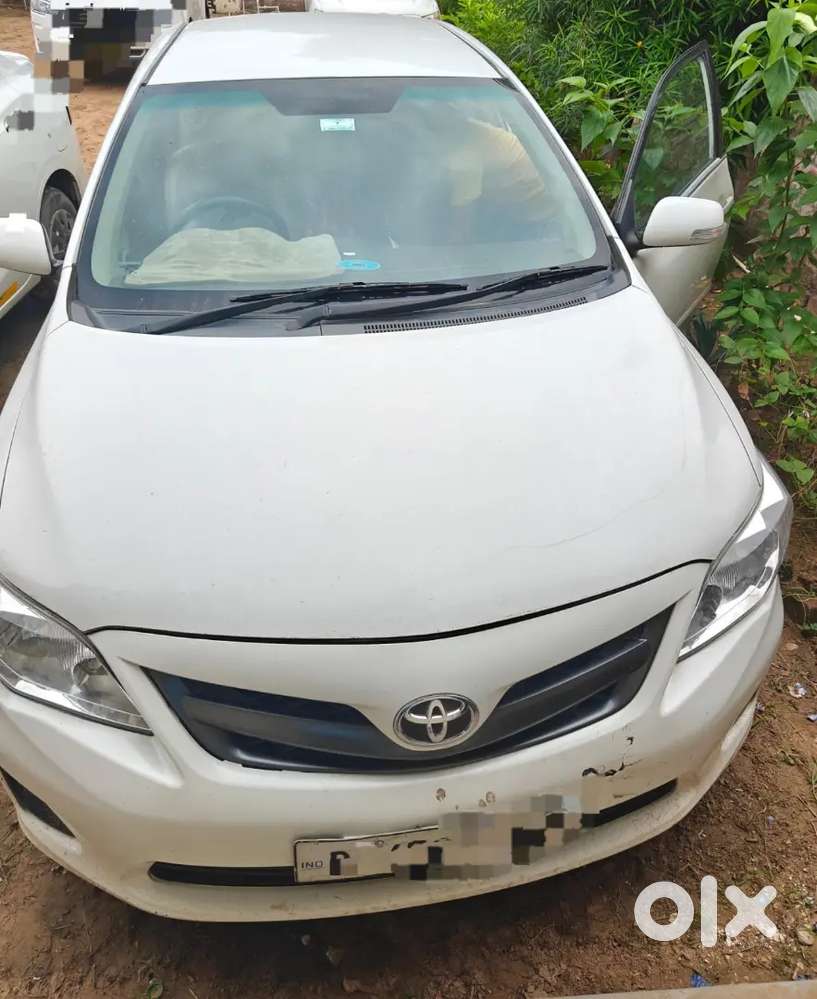 Toyota Corolla Altis Diesel 2013