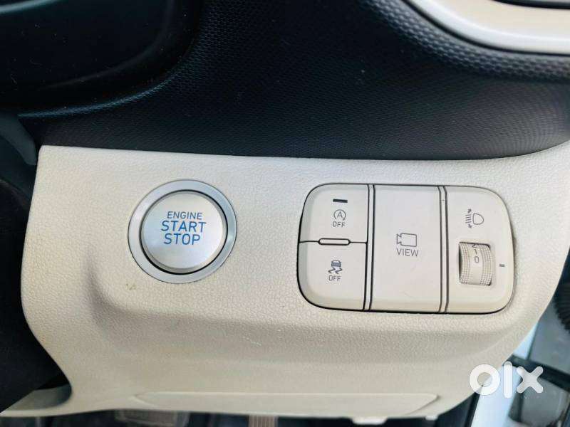 Hyundai Venue 1.0 Sx (o) Turbo Dct, 2024, Petrol