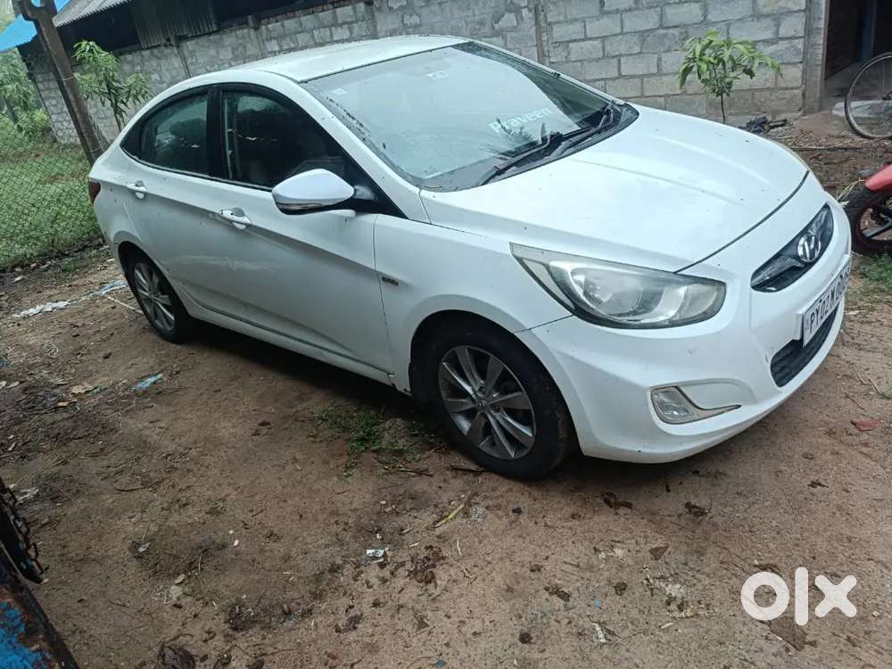 Hyundai Verna 1.6 Sx 2027