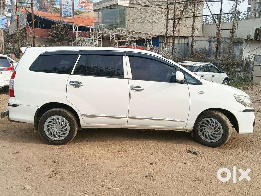 Toyota Innova 2.0 Gx 8 Seater, 2016, Diesel