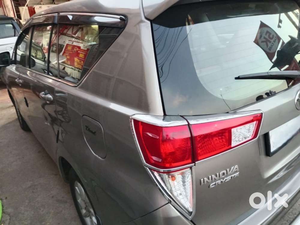 Toyota Innova Crysta 2.4 Gx Mt 8s, 2016, Diesel