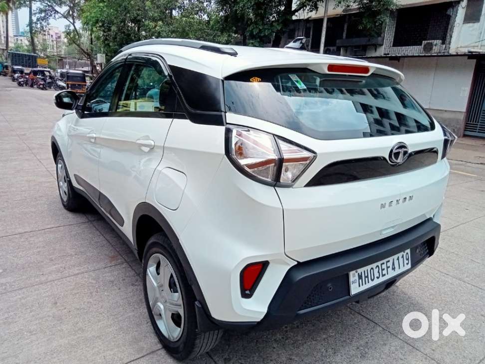Tata Nexon 1.2 Revotron Xm (s), 2023, Petrol