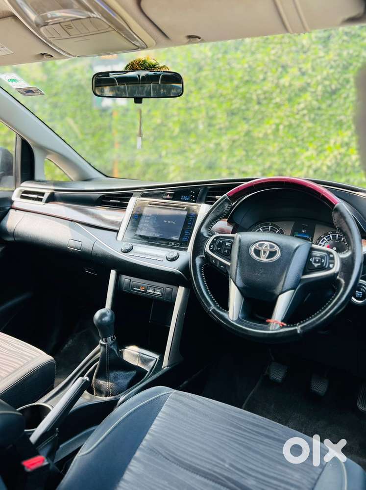 Toyota Innova Crysta 2.4 V, 2018, Diesel