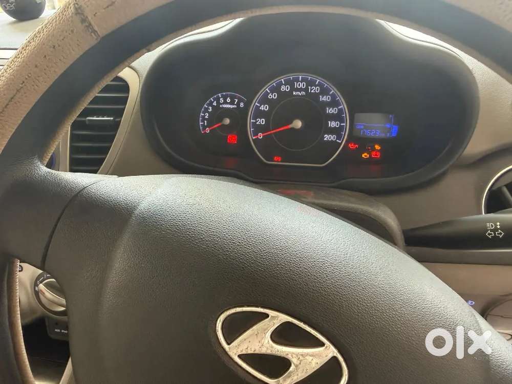 2017 Bs4 Hyundai I10 Sportz Excellent Condition(only 17,500 Km)