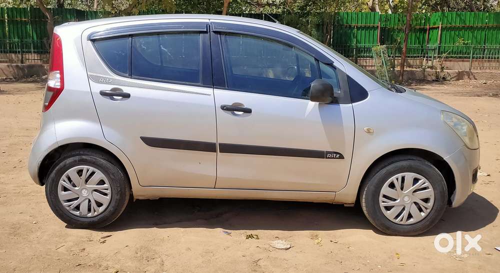 Maruti Suzuki Ritz Vxi, 2011, Petrol