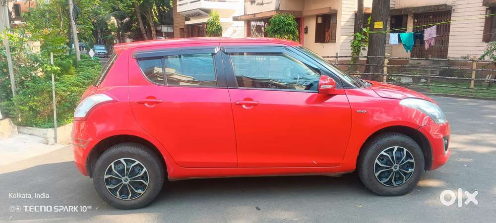 Maruti Suzuki Swift Vxi + Manual, 2015, Petrol
