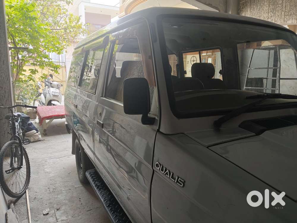 Toyota Qualis Gs 10-seater Diesel  2002  Single Owner  Well Maintai