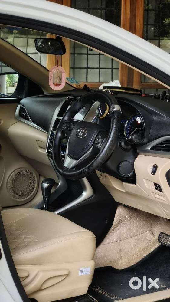 Toyota Yaris Car Automatic 2019