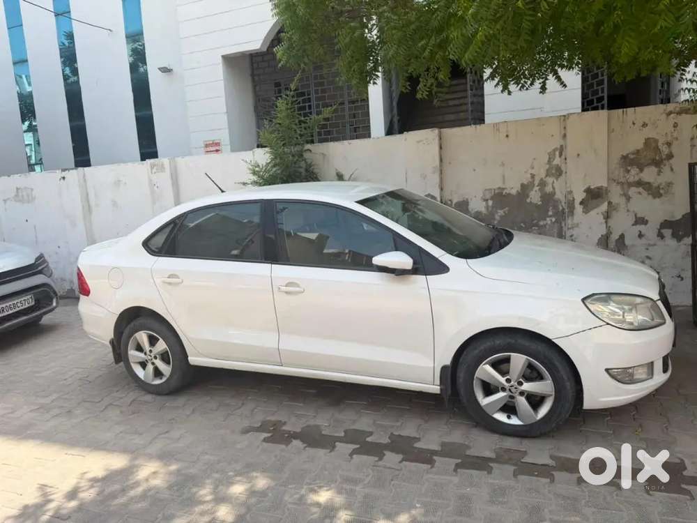 Skoda Rapid 2016 Diesel Automatic