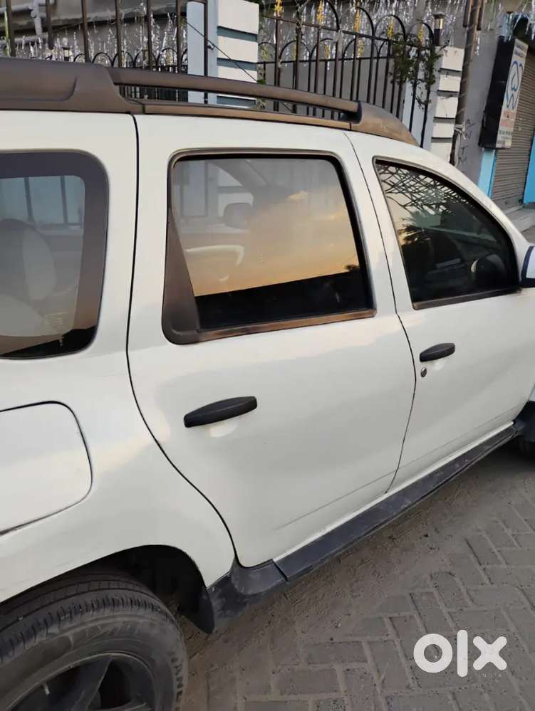 Office Use Good Condition Duster