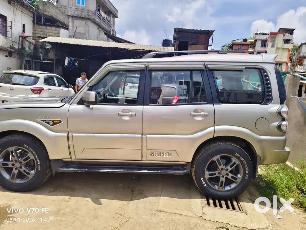 Scorpio S10
