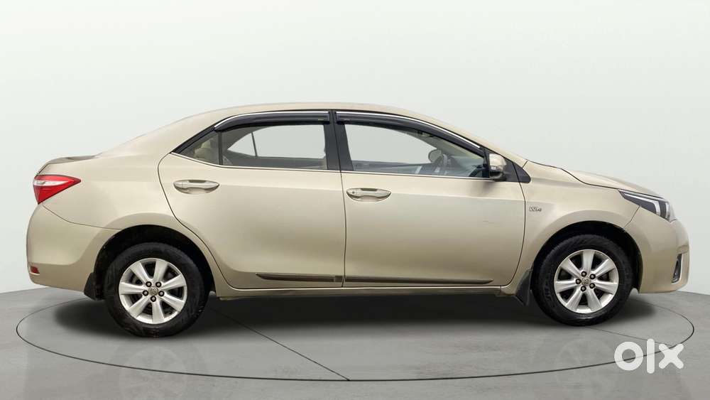 Toyota Corolla Altis [2014-2017] 1.8 G Cvt, 2015, Petrol