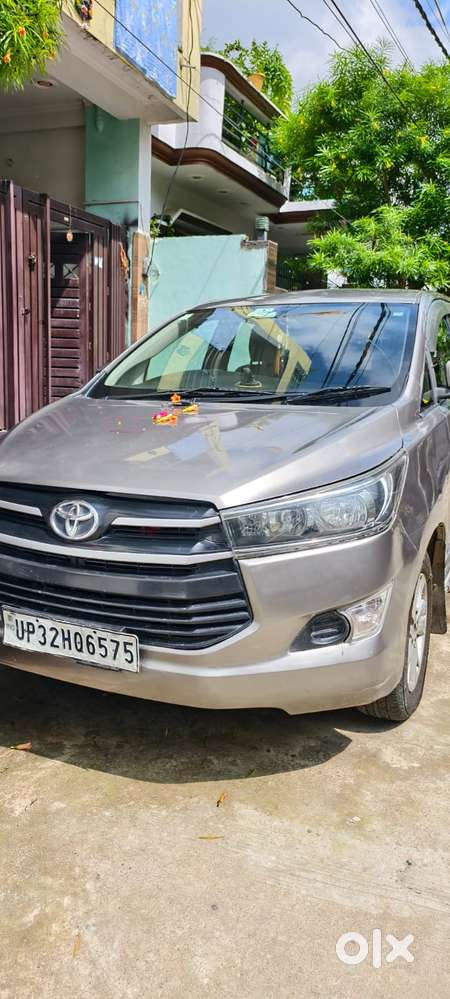 Toyota Innova Crysta 2.4 G Mt, 2017, Diesel