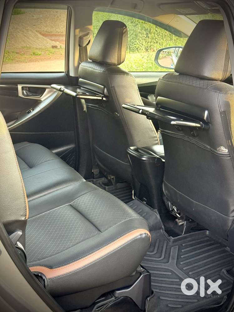 Toyota Innova Crysta 2.4 V 8 Str, 2024, Diesel